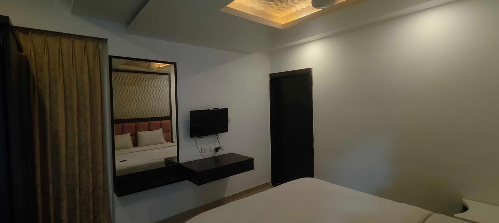O Jk 3* Chennai